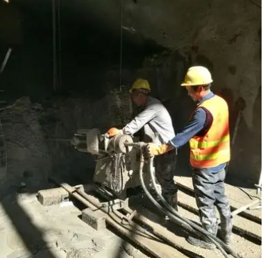 让胡路水下抗分散灌浆料特点 水下不分散注浆料介绍